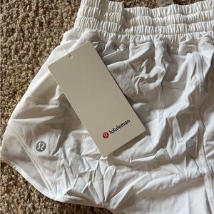 Lululemon White 2.5" Lined Shorts
